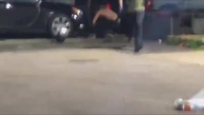 Armed militia member shoots man in self defense then gets chased by mob he falls and gets attacked resulting in more shootings - Kenosha, Wisconsin 25th August