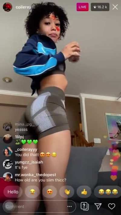 Coi Twerking On Live