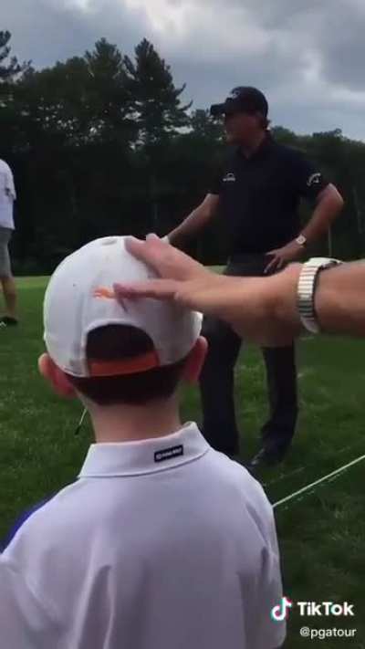 Phil finds a new caddie