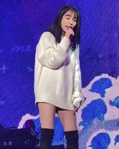 IU