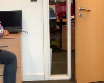 Motion-activated screen changer