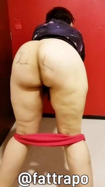 @fattrapo Making that Ass Clap