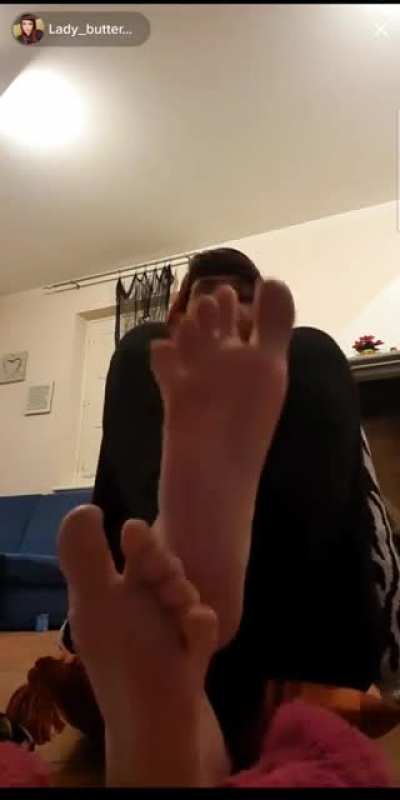 lady_butterfly___ ( soles and toes)