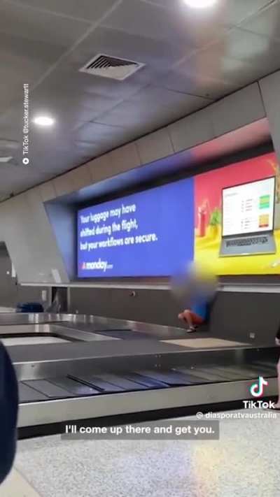 uncontrollable child at melbourne airport, Aus