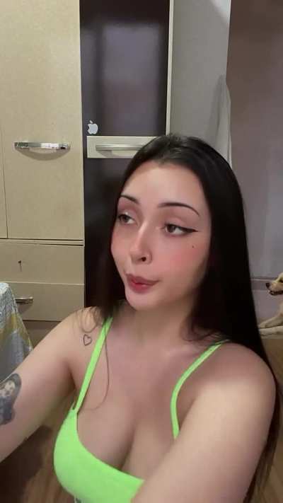 TikTok_Innuendo - Video #9309
