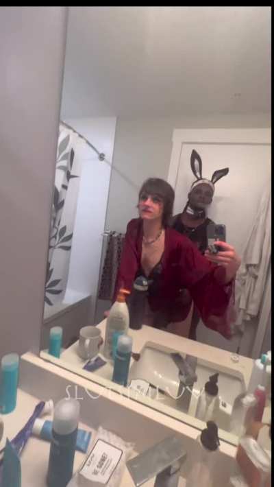 took sumthing big n black last halloween, watta time