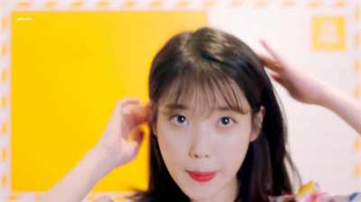 IU 💛