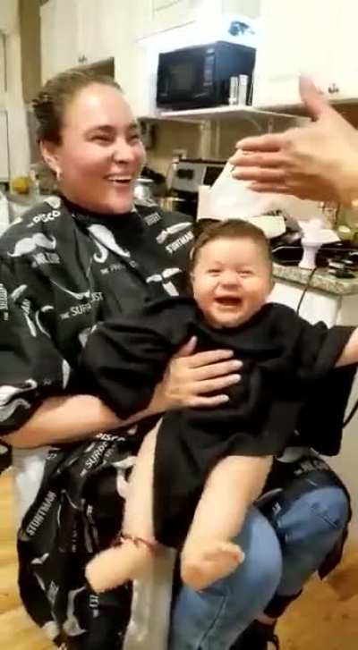 Expression of this cute kid.