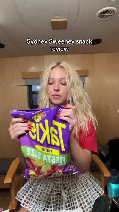 Sydney rating different snacks | Tik Tok | February 2026
