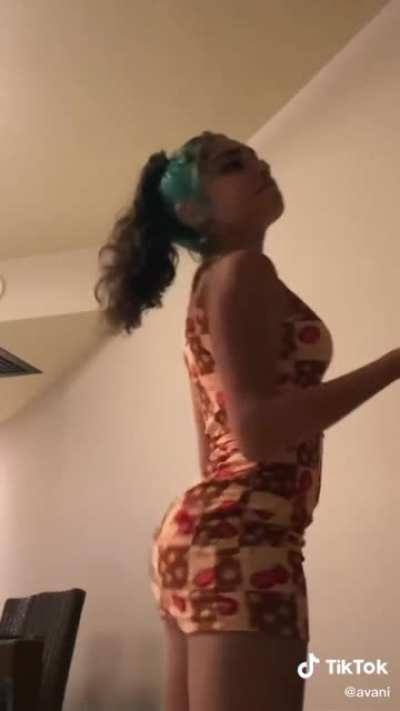 I love her ass so much