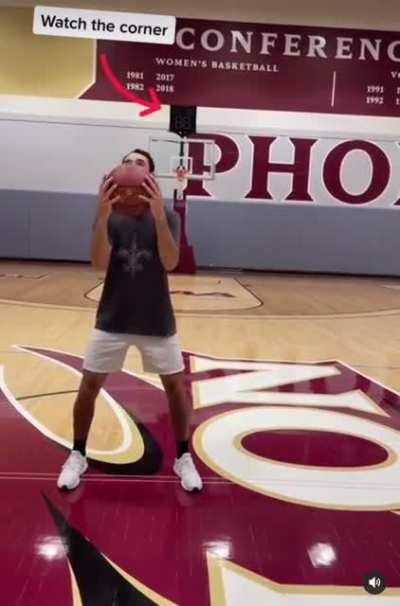 Awesome trickshot!