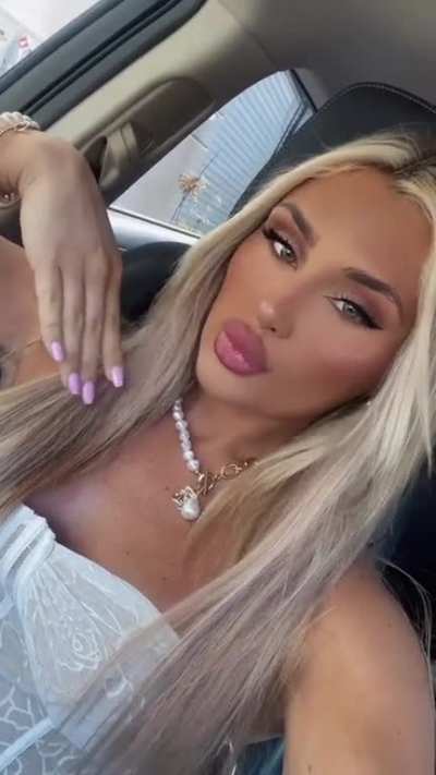 It's tiffy time on reddit too! ðð<wbr>¼
