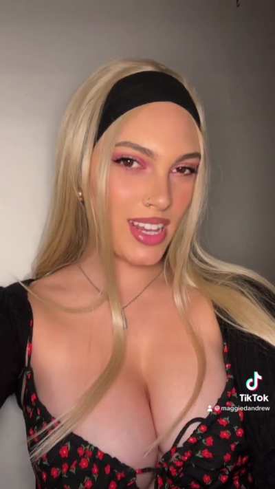 @maggiedandrew