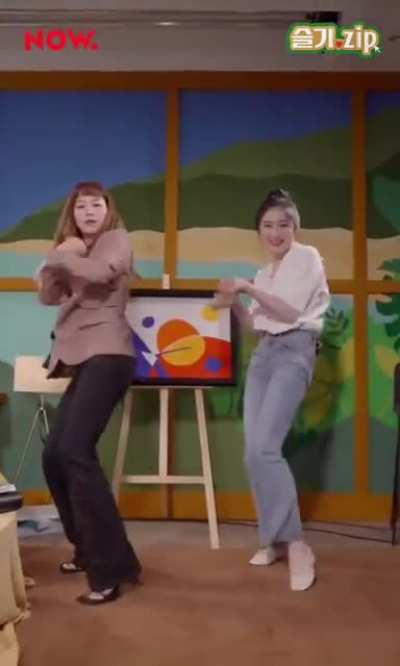 210604 Seulgi dancing to ‘Wow Thing’ with Lee Chaeyeon on Seulgi.ZIP