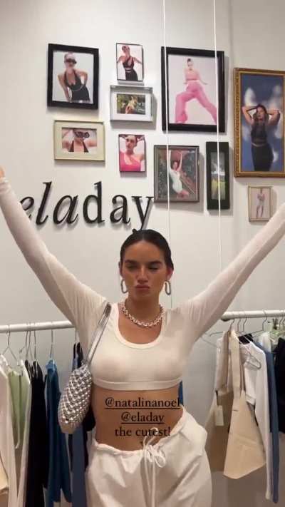 Nat Jiggles