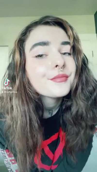 Still new to being a tiktok thot, hope I did okay