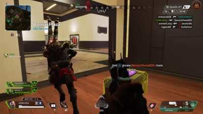 This could have been one of my coolest clips, but I was so utterly shocked by what happened that I couldn't finish the job. The timing... the angle... the fact that Wraith had that skin... I just wasn't ready.