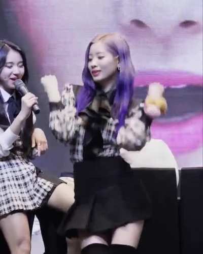 KIM DAHYUN