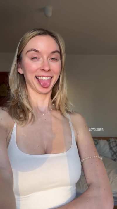 🥸
