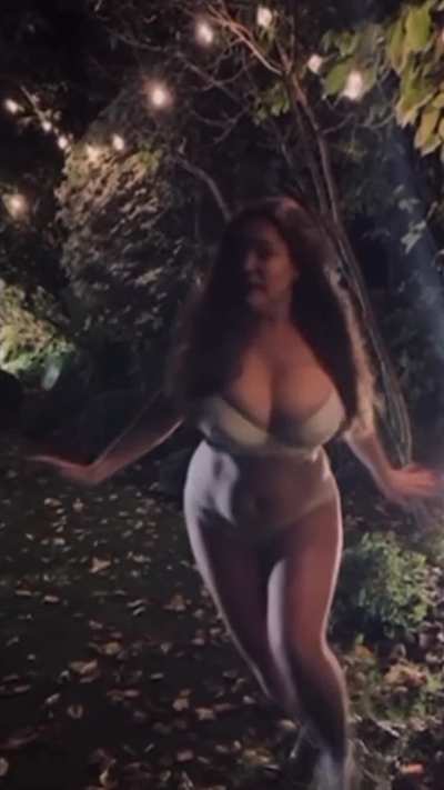 Kelly Brook 