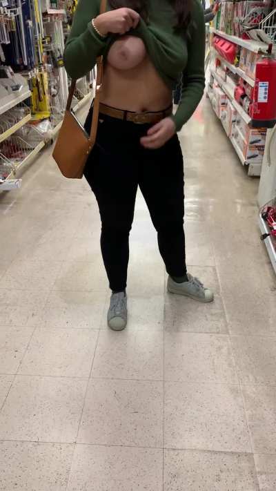 Flashing my tits while waiting for my turn