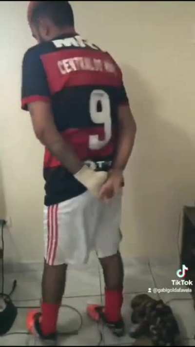 Gabi-esconde
