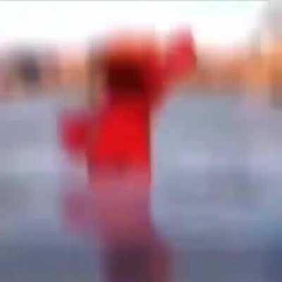 Elmo '-' ?