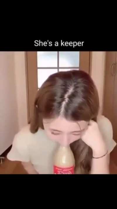 she can hold a whale cum