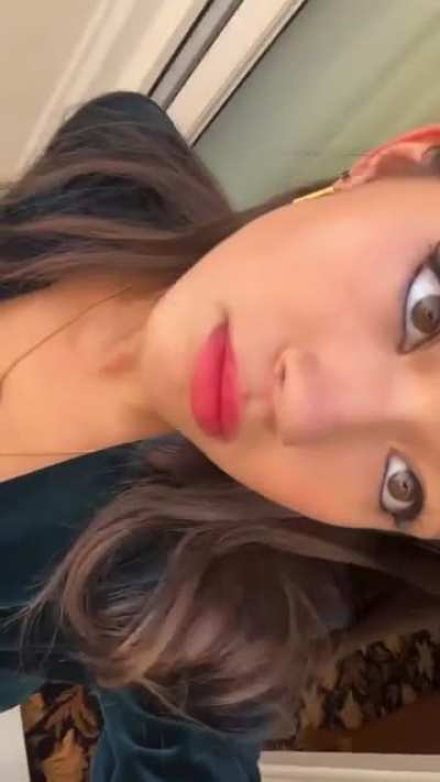 Lowww cut - Lily Chee