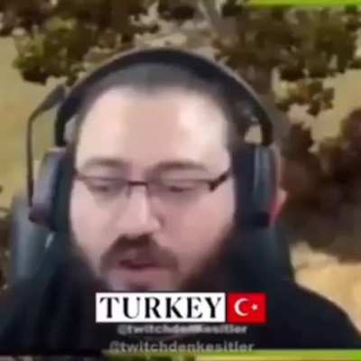 Blursed_sneeze