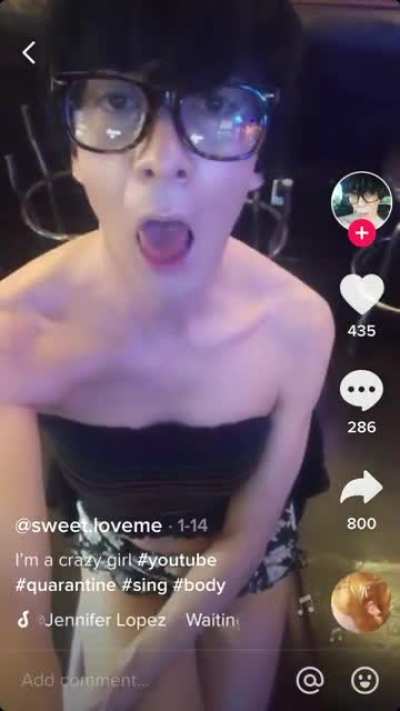 You’re also a cringey girl. Something about that tongue action is...deeply unsettling.