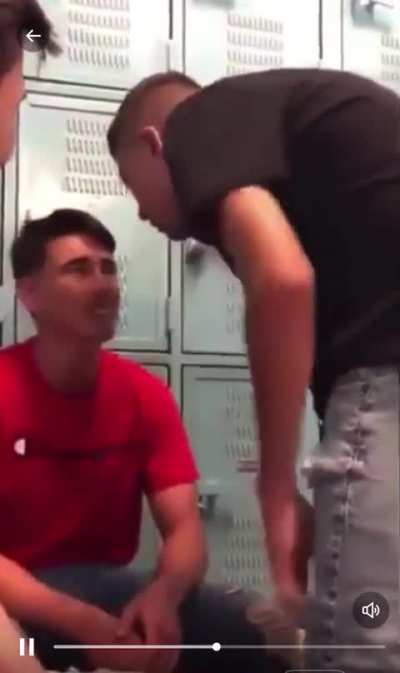 To be a bully