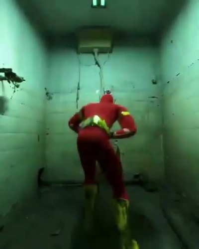 How superheroes pee