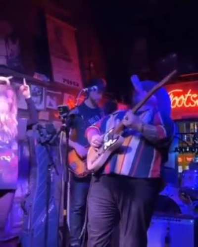 Drunk Texan melts faces