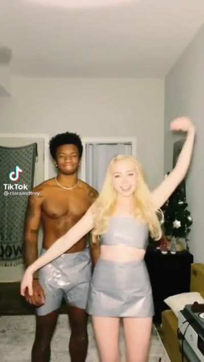 Sexy Snowbunny 🔥😈🔥