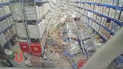 Warehouse rack collapsed, 1 injured, Krasnoyarsk, Russia, 17 Nov 2021
