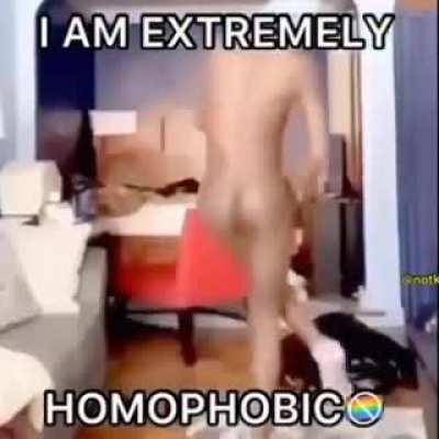 😈