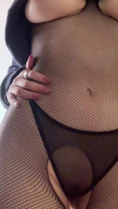 Say hi and I'll flood your inbox with my nudes daily!