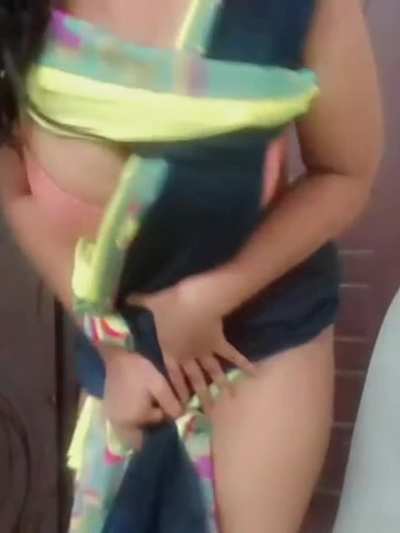 Desi aunt stripping skills