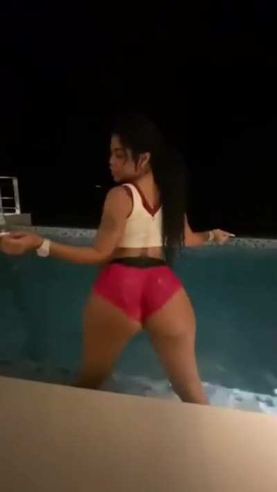 Birthday Twerk