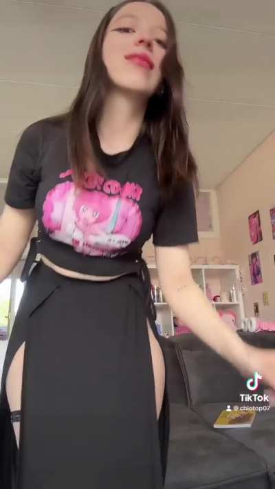 This skirt is better without panties on