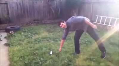 Spray can makes you go “wraah-”