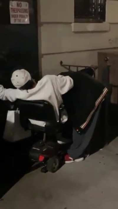 There’s enough play for everyone out here 🙌🏾🙌🏾🙌🏾 No excuse why some niggas down bad n sexually frustrated🤷🏾‍♂️🤷🏾‍♂️ OG out here getting mazi ona electric wheelchair 🦼 😂😂😂🤣🤣