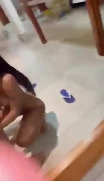 Como me gustaría tenerla así mamando verga 🥵🔥