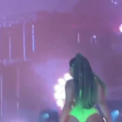🍑