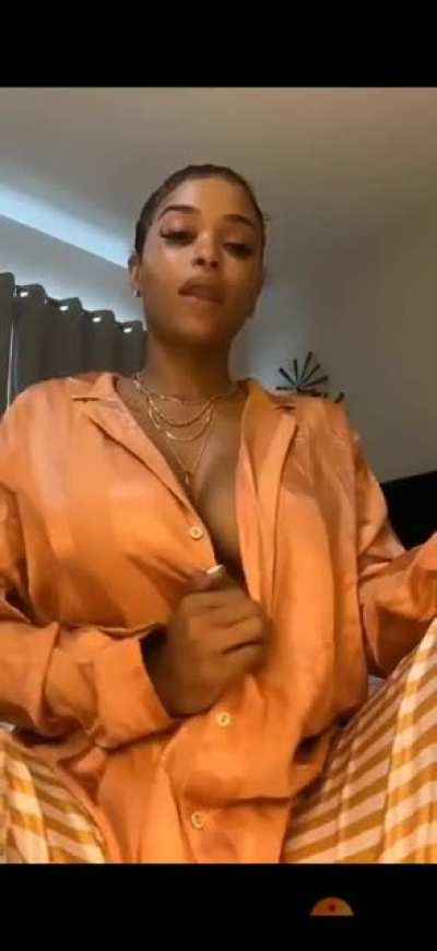 She's so sexy🥵