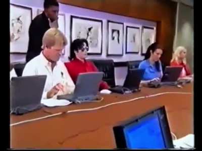 August 17, 1995: Michael connects with fans live online