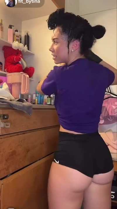 😋