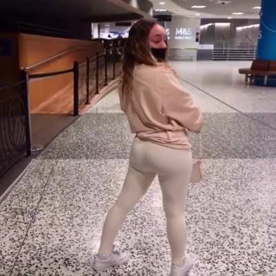 Traveling Booty