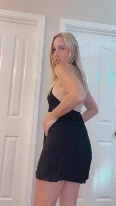 Leave a heart if you'd creampie me 🙈